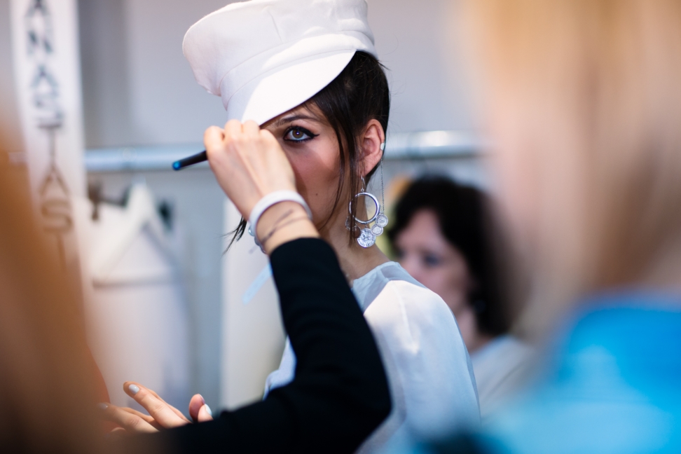 yana-davydova-backstage-ulyana-sergeenko-paris-haute-couture-fashion-week-spring-summer-2016-yd0861