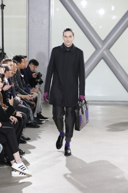 issey-miyake-paris-mens-autumn-winter-2015-6