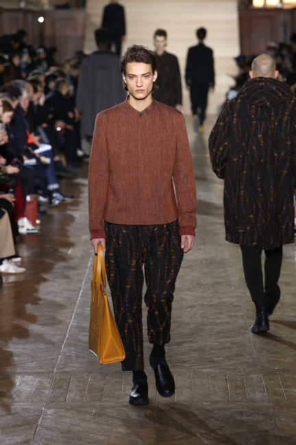 issey-miyake-men-paris-men-aw-17-13