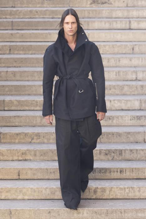 rick-owens-men-ss26-paris-look-25