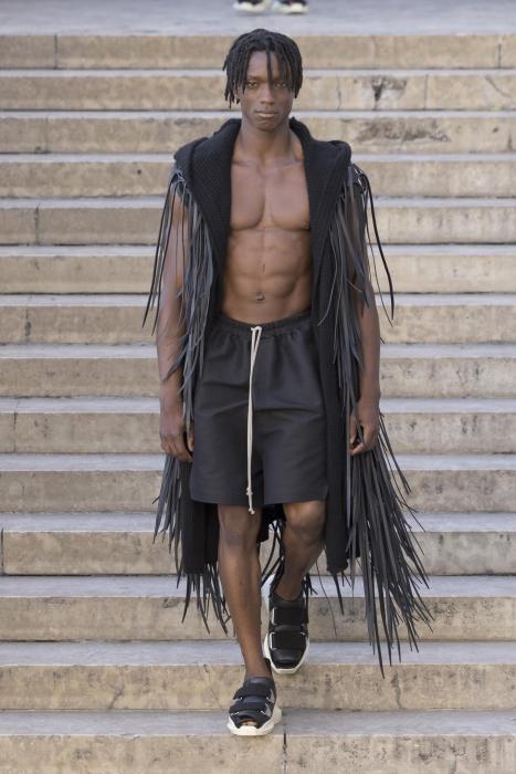 rick-owens-men-ss26-paris-look-31