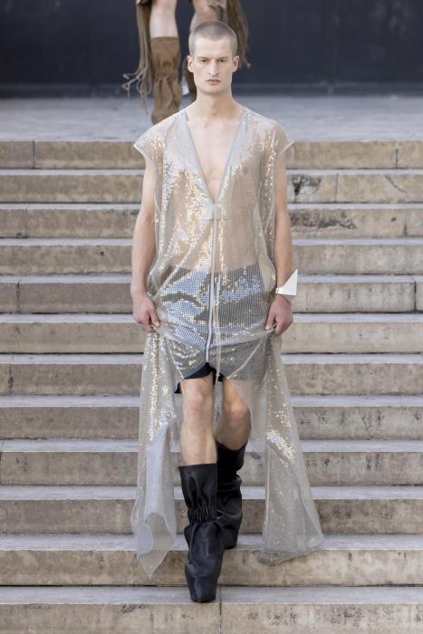 rick-owens-men-ss26-paris-look-35