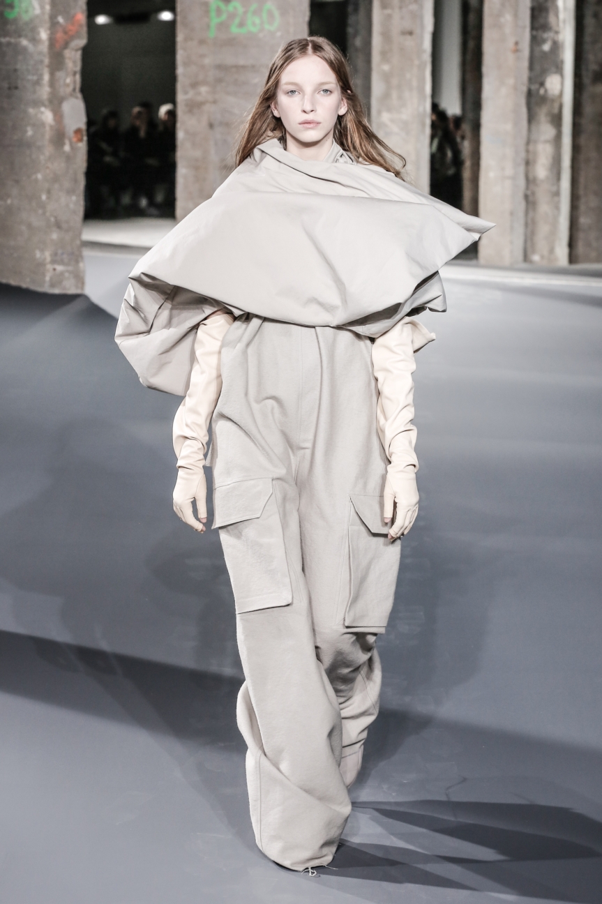 rick_owens_fallwinter2016_look_40