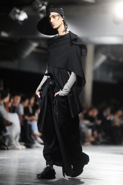 dsc_6344-yohji-yamamoto-ss18-elise-toide