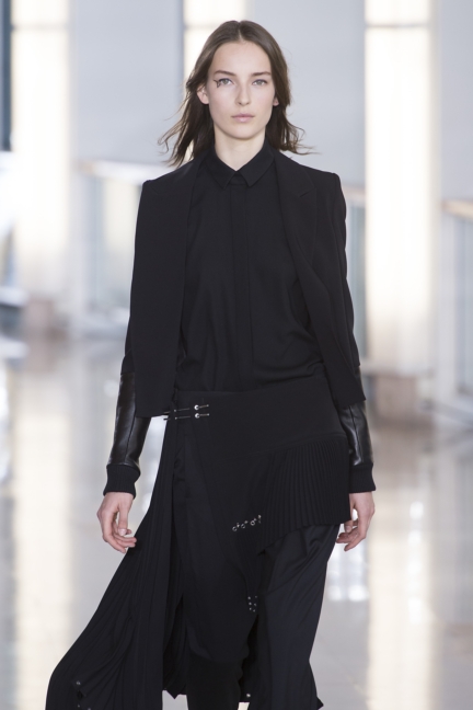 a-vaccarello_1014_aw16_pw