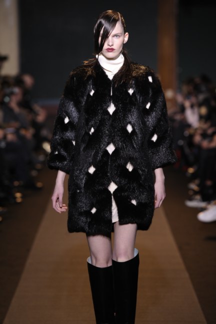 Cedric Charlier Paris Fashion Week Autumn/Winter 2014