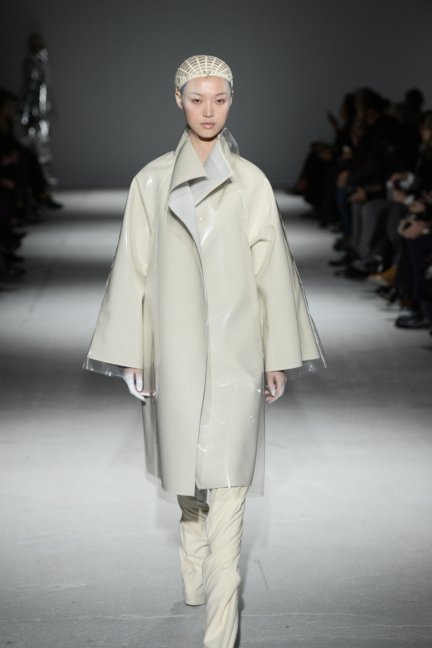 gareth-pugh-paris-fashion-week-autumn-winter-2014-29