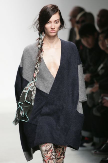 leonard-paris-paris-fashion-week-autumn-winter-2014-20