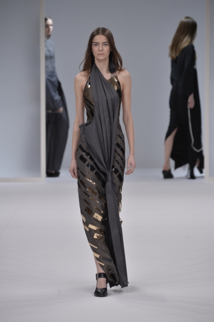 chalayan-aw15-942