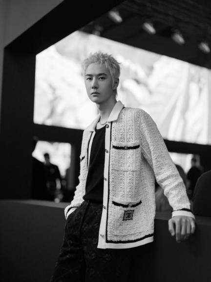 chanel_yibo_wang_chanel_ready-to-wear_ss24_show_october_3rd_2-hd