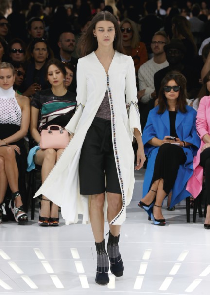 women_dior_pap_ss2015_look_37