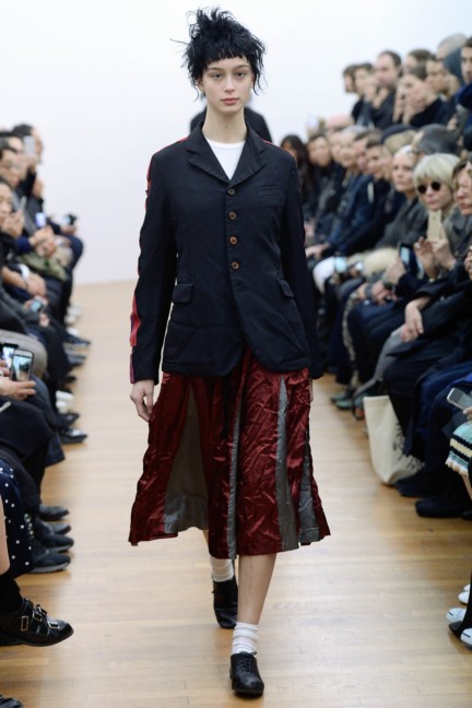 comme-des-garcons-comme-des-garcons-paris-fashion-week-autumn-winter-2015-13