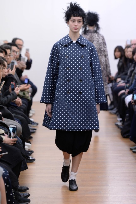 comme-des-garcons-comme-des-garcons-paris-fashion-week-autumn-winter-2015-21