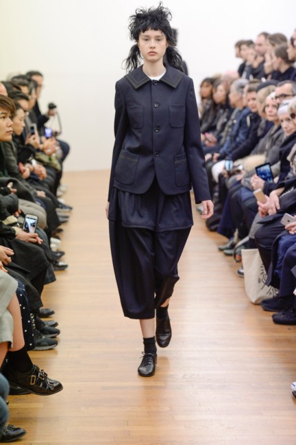 comme-des-garcons-comme-des-garcons-paris-fashion-week-autumn-winter-2015-28