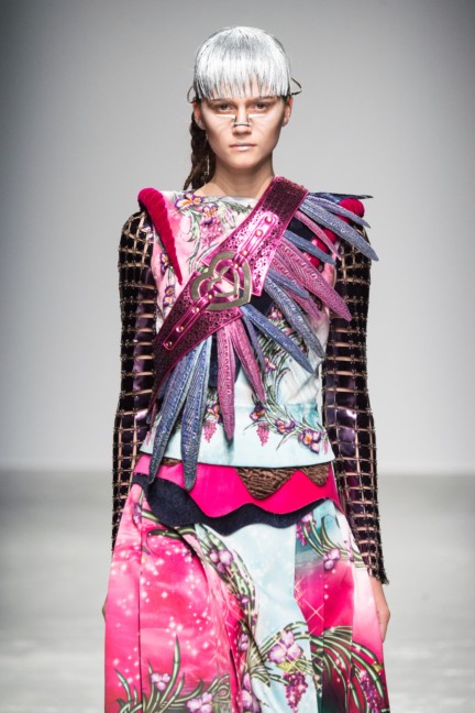 manish_arora_winter_2015-16_063