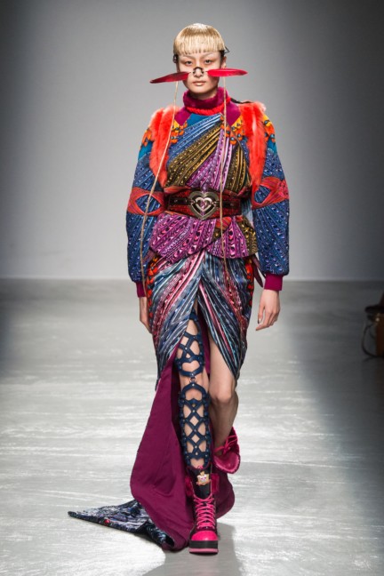 manish_arora_winter_2015-16_079