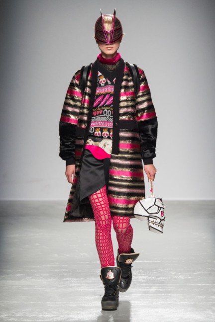 manish_arora_winter_2015-16_126