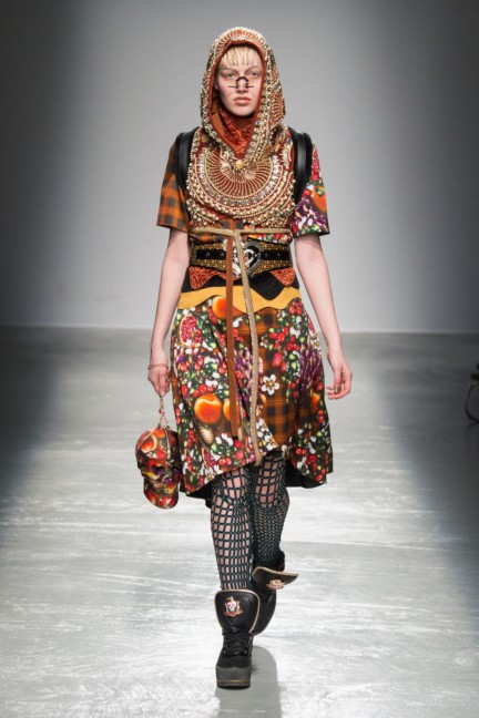 manish_arora_winter_2015-16_148