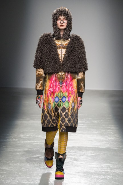 manish_arora_winter_2015-16_169