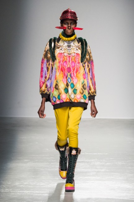 manish_arora_winter_2015-16_176