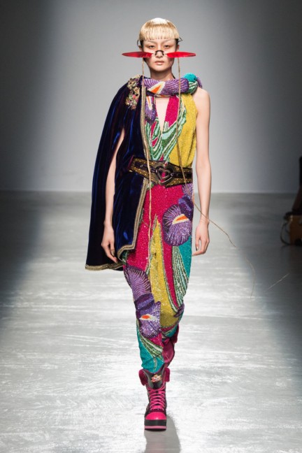 manish_arora_winter_2015-16_216