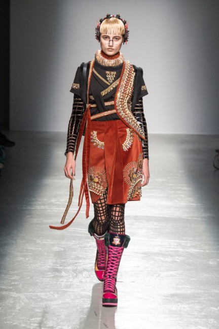 manish_arora_winter_2015-16_262