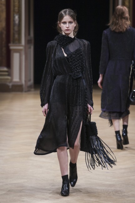 sharon-wauchob-rtw-fw14-paris-8314