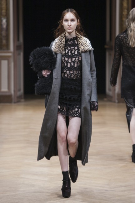 sharon-wauchob-rtw-fw14-paris-8359