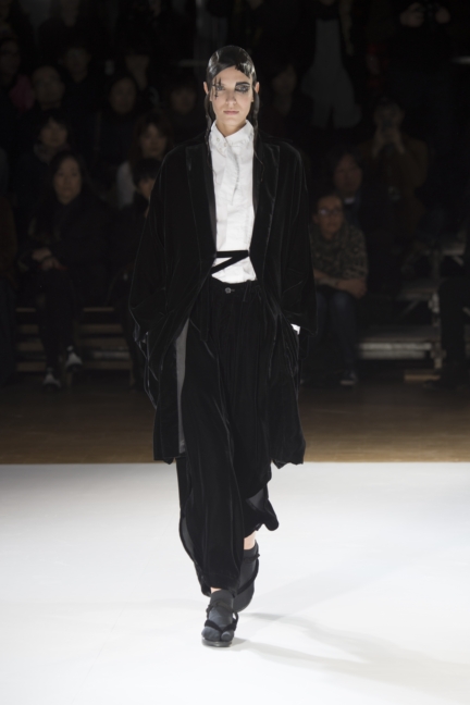 yyf-aw15_16-look-16-_-photo-by-monica-feudi