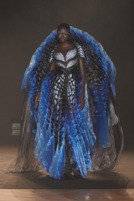 iris-van-herpen-aw-25-couture-8