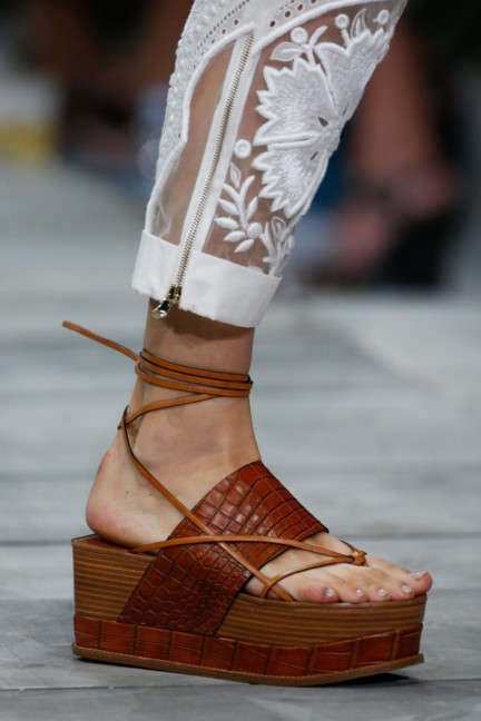 roberto-cavalli-milan-fashion-week-spring-summer-2015-details-135