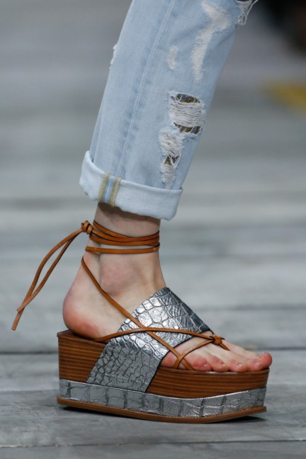 roberto-cavalli-milan-fashion-week-spring-summer-2015-details-136
