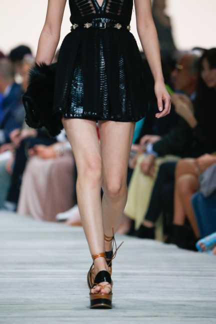 roberto-cavalli-milan-fashion-week-spring-summer-2015-details-34
