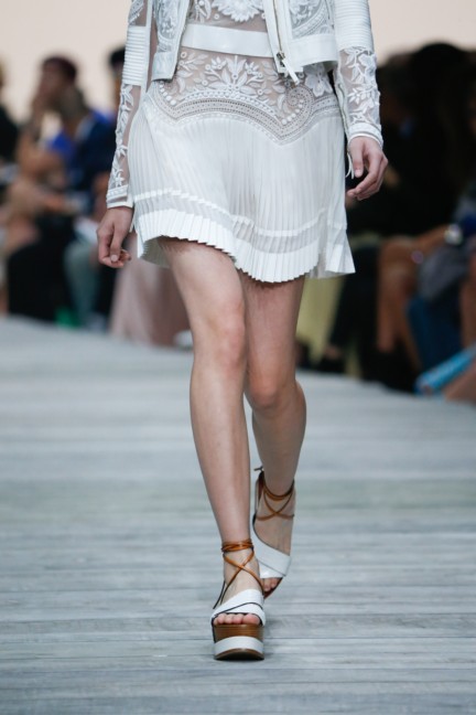 roberto-cavalli-milan-fashion-week-spring-summer-2015-details-45