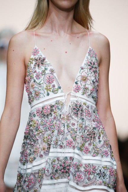 roberto-cavalli-milan-fashion-week-spring-summer-2015-details-55
