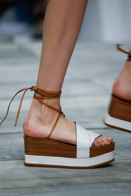roberto-cavalli-milan-fashion-week-spring-summer-2015-details-57