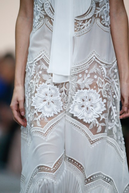 roberto-cavalli-milan-fashion-week-spring-summer-2015-details-58