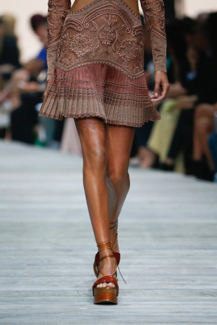 roberto-cavalli-milan-fashion-week-spring-summer-2015-details-83