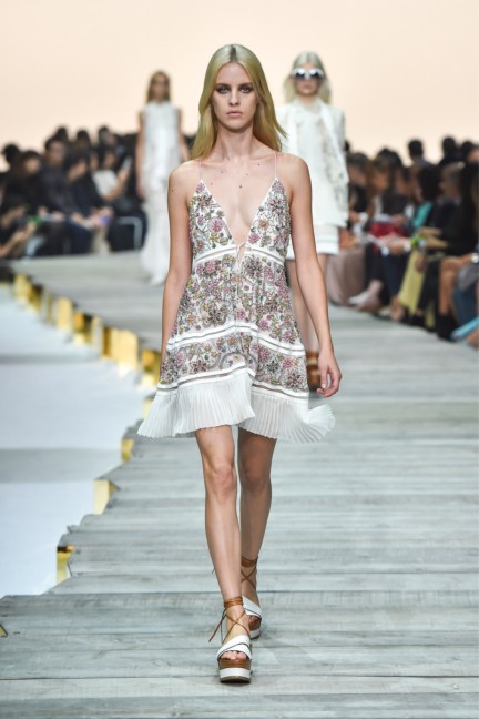 roberto-cavalli-milan-fashion-week-spring-summer-2015-runway-19