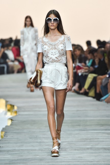 roberto-cavalli-milan-fashion-week-spring-summer-2015-runway-22