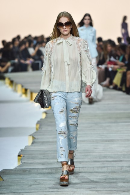 roberto-cavalli-milan-fashion-week-spring-summer-2015-runway-25