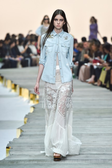 roberto-cavalli-milan-fashion-week-spring-summer-2015-runway-26