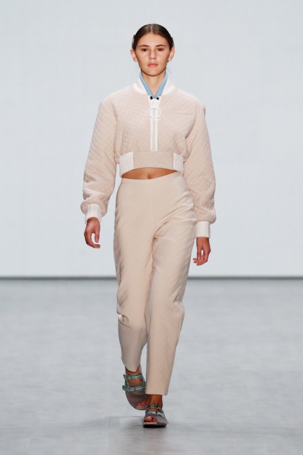 roshi-porkar-mercedes-benz-fashion-week-berlin-autumn-winter-2015-11