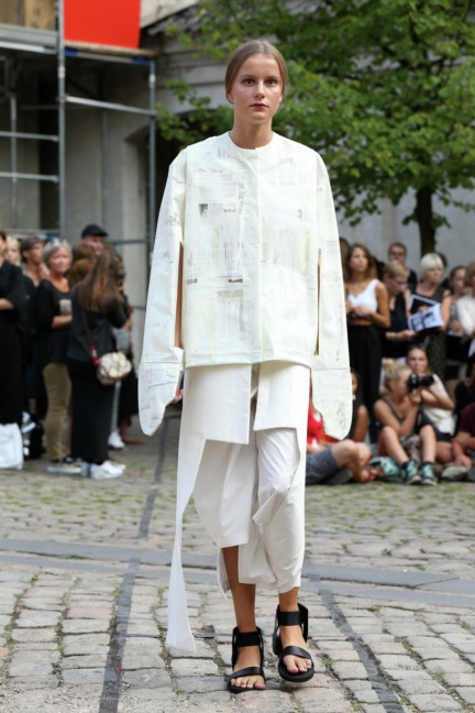 Royal-Danish-Academy-of-Fine-Arts-Copenhagen-Fashion-Week-Spring-Summer-2015-16