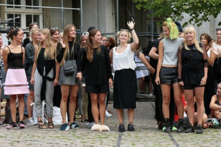 Royal-Danish-Academy-of-Fine-Arts-Copenhagen-Fashion-Week-Spring-Summer-2015-31