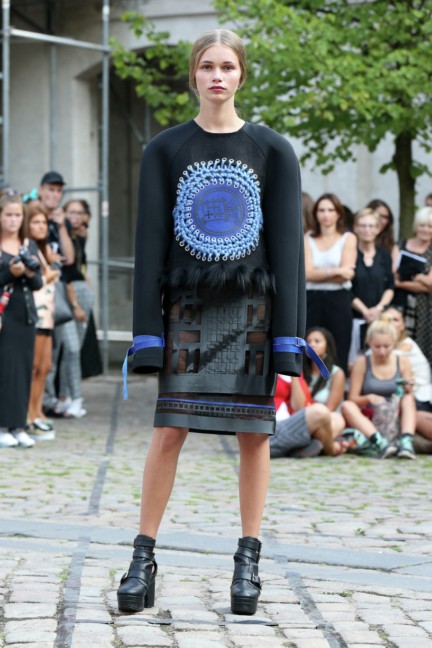 Royal-Danish-Academy-of-Fine-Arts-Copenhagen-Fashion-Week-Spring-Summer-2015-4