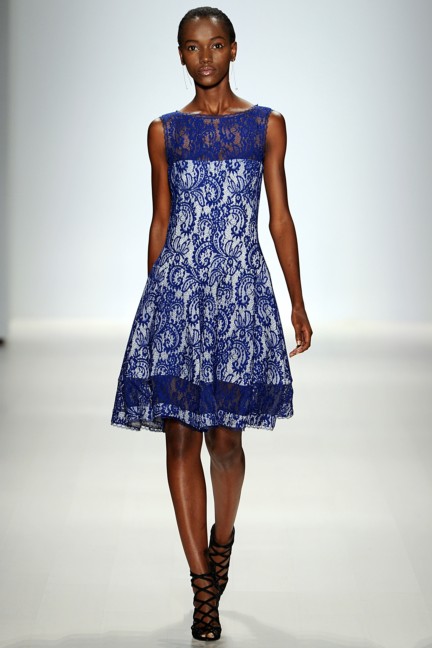 tadashi-shoji-new-york-fashion-week-spring-summer-2015-10