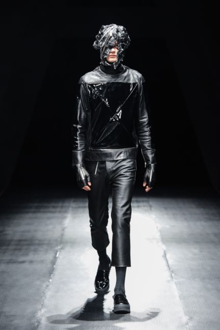 99-is-tokyo-fashion-week-autumn-winter-2014-37