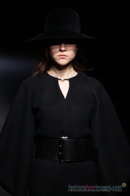 A-DEGREE-FAHRENHEIT-Tokyo-Fashion-Week-Autumn-Winter-2014-13