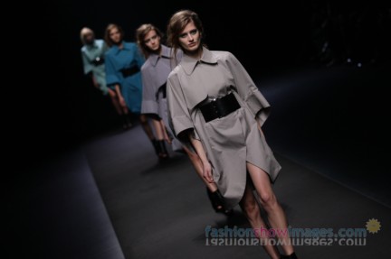 A-DEGREE-FAHRENHEIT-Tokyo-Fashion-Week-Autumn-Winter-2014-54